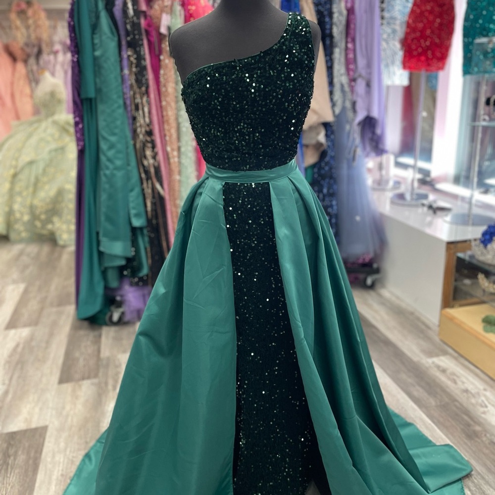 Elegant One-Shoulder Green Sequin Dress